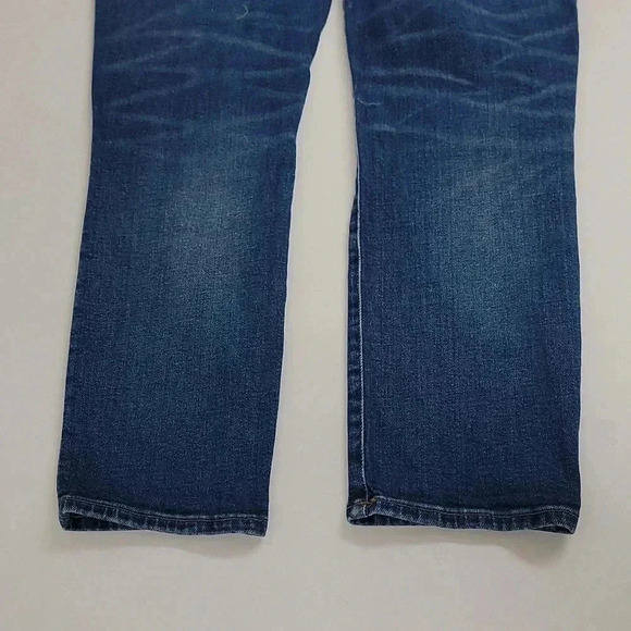 The Perfect Vintage Jean in Clearview Wash: Button-Front Comfort Stretch Edition - Picture 15 of 15